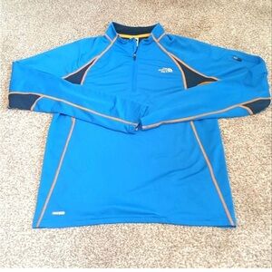 North face Men’s quarter zip - size large
